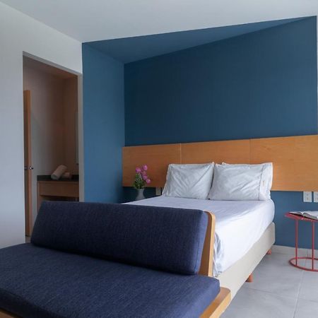 Livup Suites En Zona Iteso Сапопан Экстерьер фото